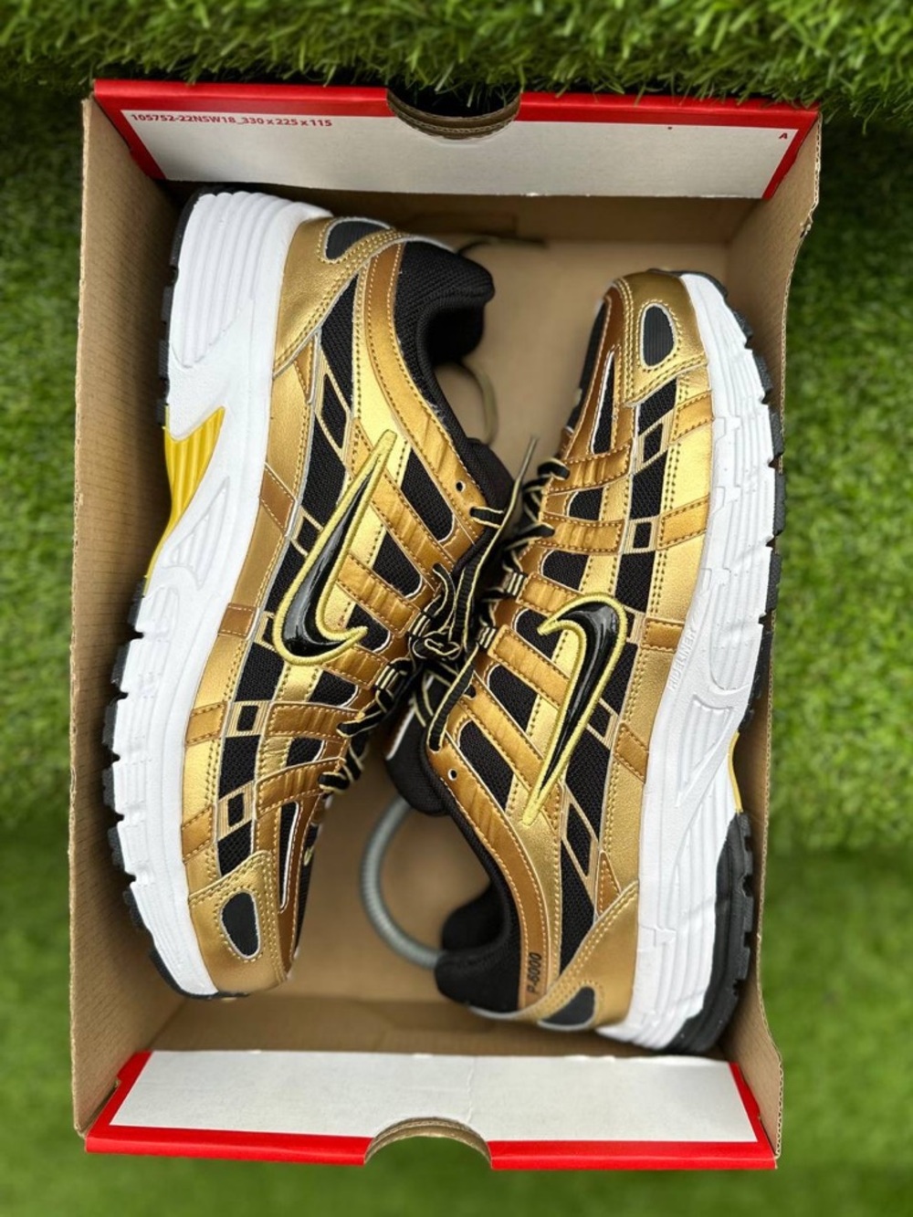 Running shoes Nike P-6000 Black Metallic Infinite Gold